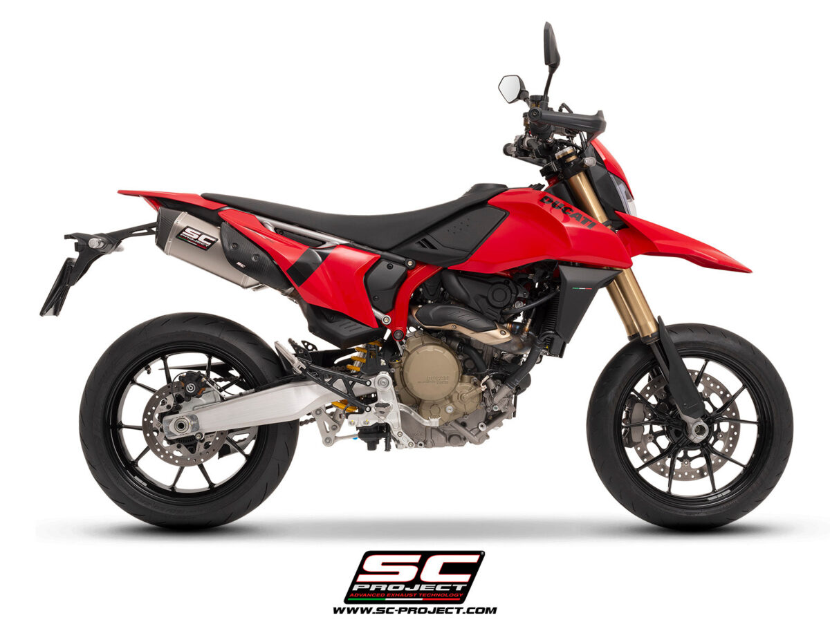 0037959_dual-undertail-sc1-s-titanium-exhaust