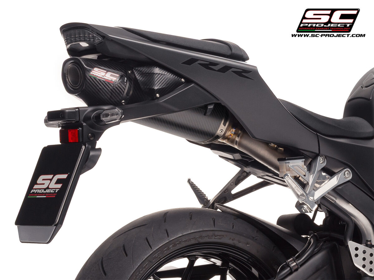 0039290_sc-rr-carbon-exhaust-1