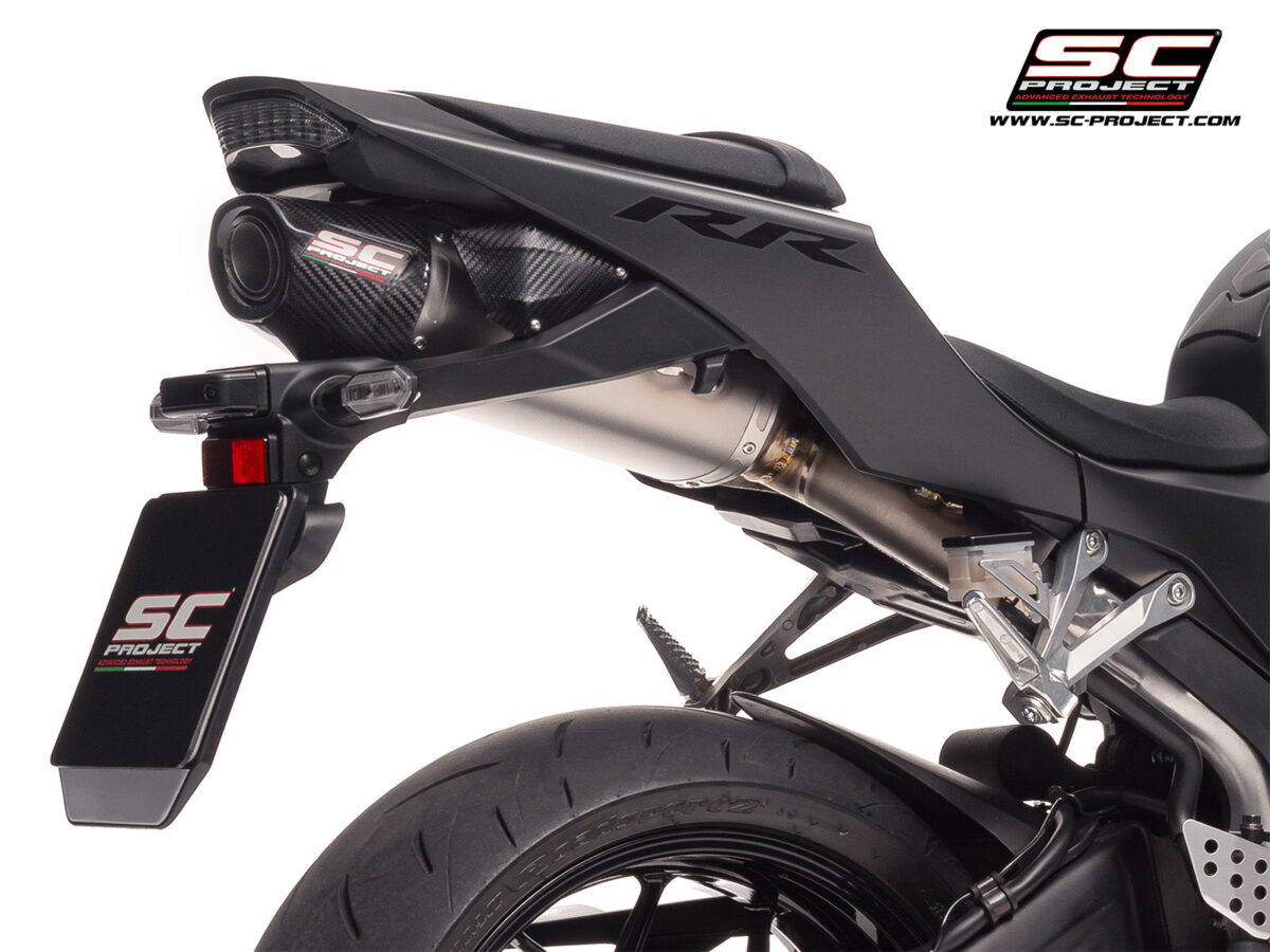 0039302_sc-rr-titanium-exhaust_52dc1a03-a268-4b94-baae-2c6803b53d96