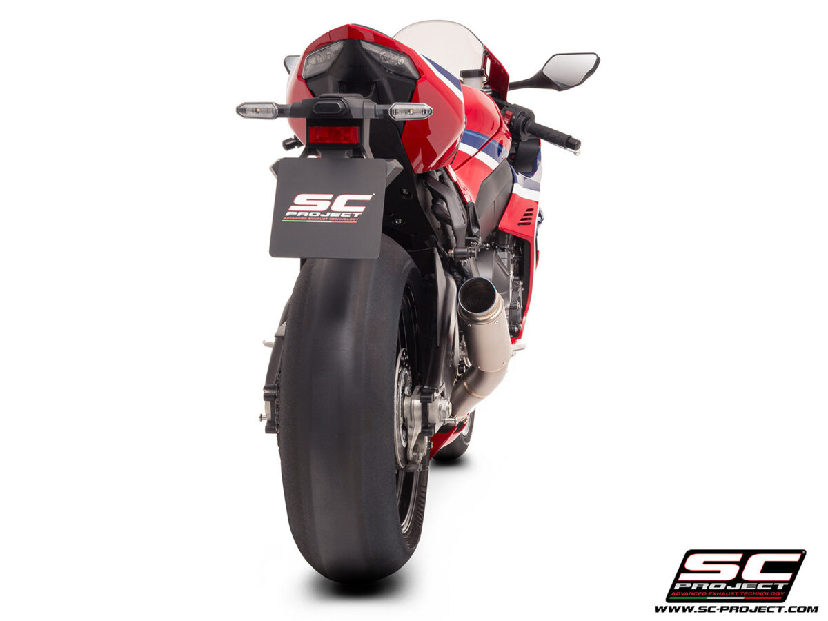 0039125_gp70-r-titanium-exhaust-with-titanium-exhaust-valve