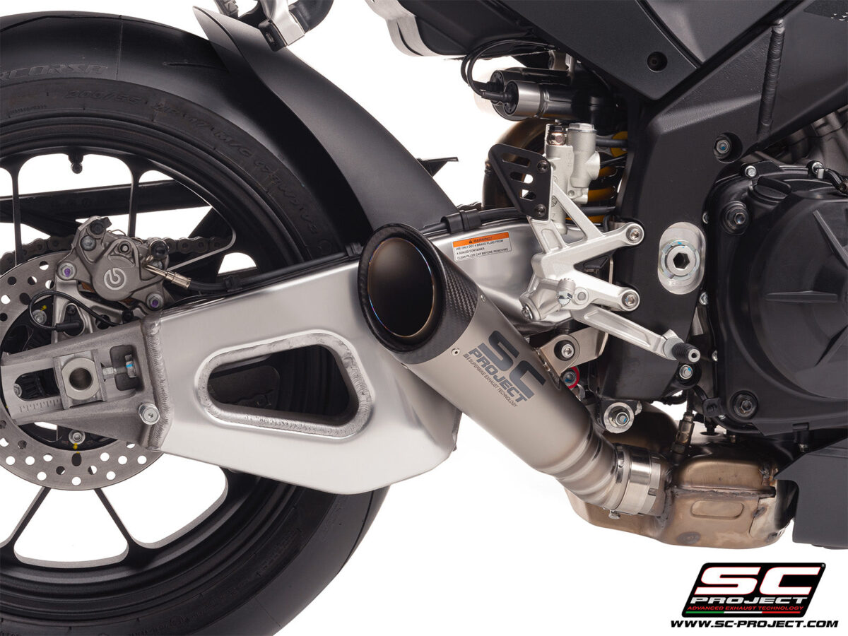 0039675_s1-titanium-exhaust