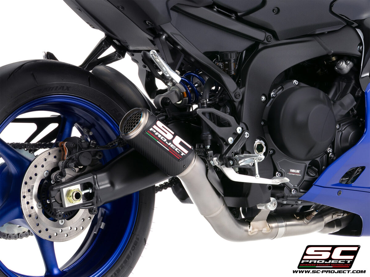 0040136_3-1-titanium-full-exhaust-system-with-cr-t-carbon-fibre-exhaust-with-stoneguard-grid 0040136_3-1-titanium-full-exhaust-system-with-cr-t-carbon-fibre-exhaust-with-stoneguard-grid