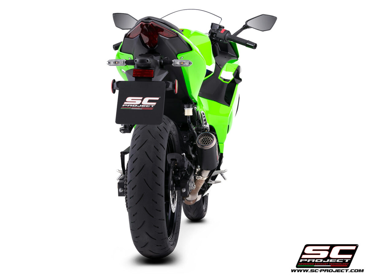 0040790_cr-t-carbon-fibre-exhaust-with-stoneguard-grid 0040790_cr-t-carbon-fibre-exhaust-with-stoneguard-grid