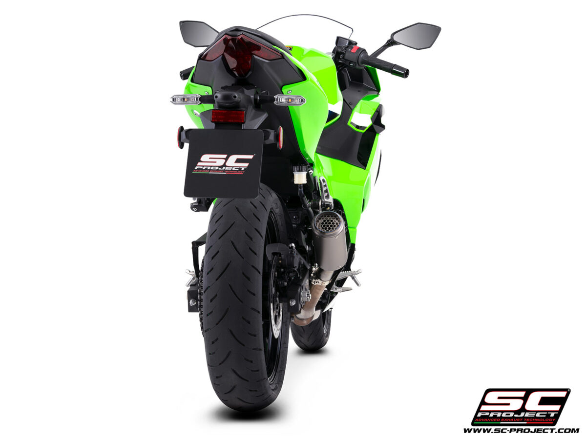 0040795_cr-t-titanium-exhaust-with-stoneguard-grid 0040795_cr-t-titanium-exhaust-with-stoneguard-grid