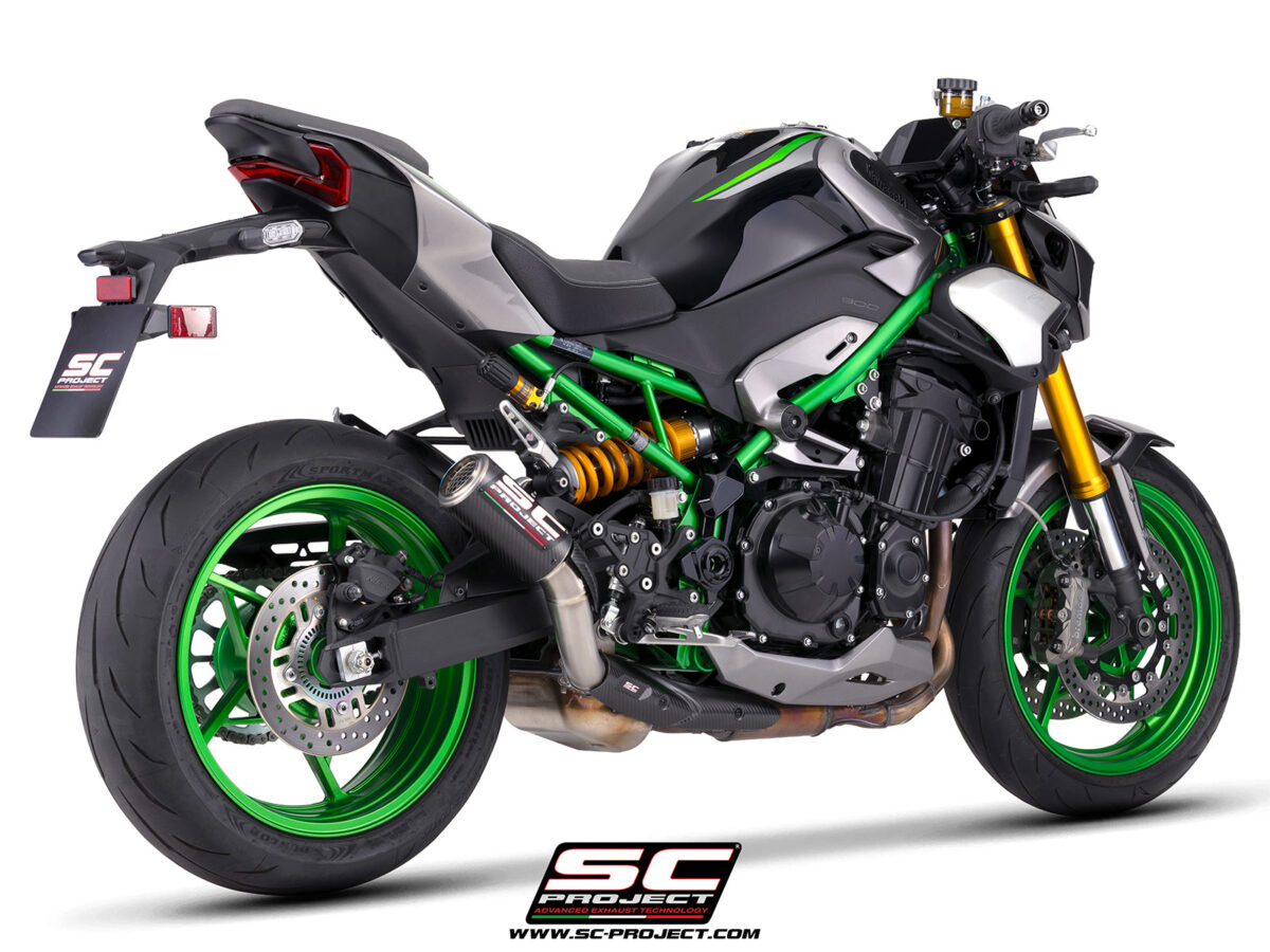 0040876_cr-t-carbon-fibre-exhaust-with-carbon-fiber-heel-guard-and-protection_1 0040876_cr-t-carbon-fibre-exhaust-with-carbon-fiber-heel-guard-and-protection_1