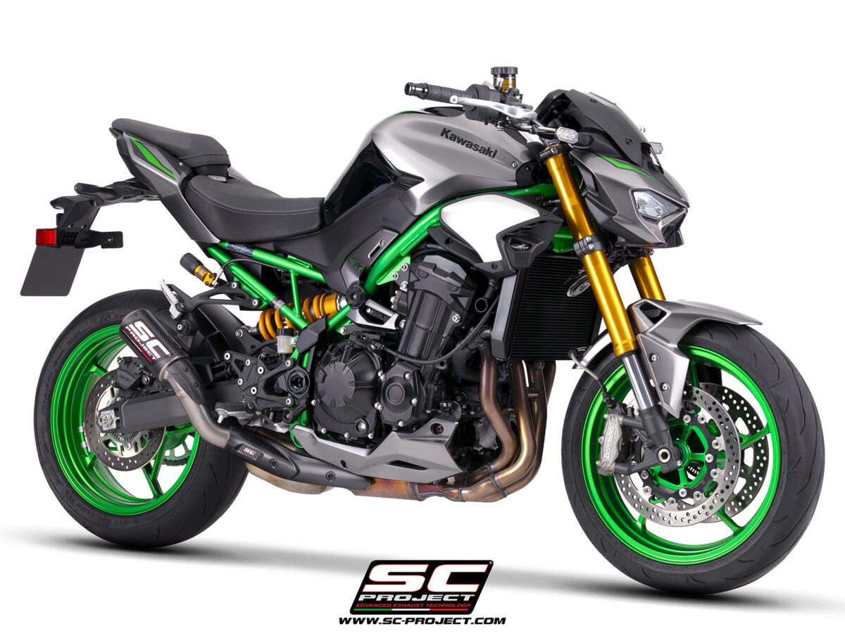0040877_cr-t-carbon-fibre-exhaust-with-carbon-fiber-heel-guard-and-protection 0040877_cr-t-carbon-fibre-exhaust-with-carbon-fiber-heel-guard-and-protection