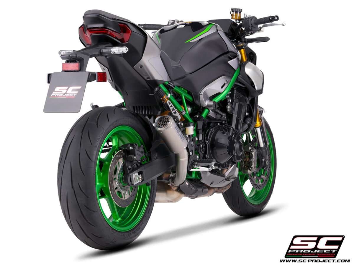0040885_cr-t-titanium-exhaust-with-carbon-fiber-heel-guard-and-protection 0040885_cr-t-titanium-exhaust-with-carbon-fiber-heel-guard-and-protection
