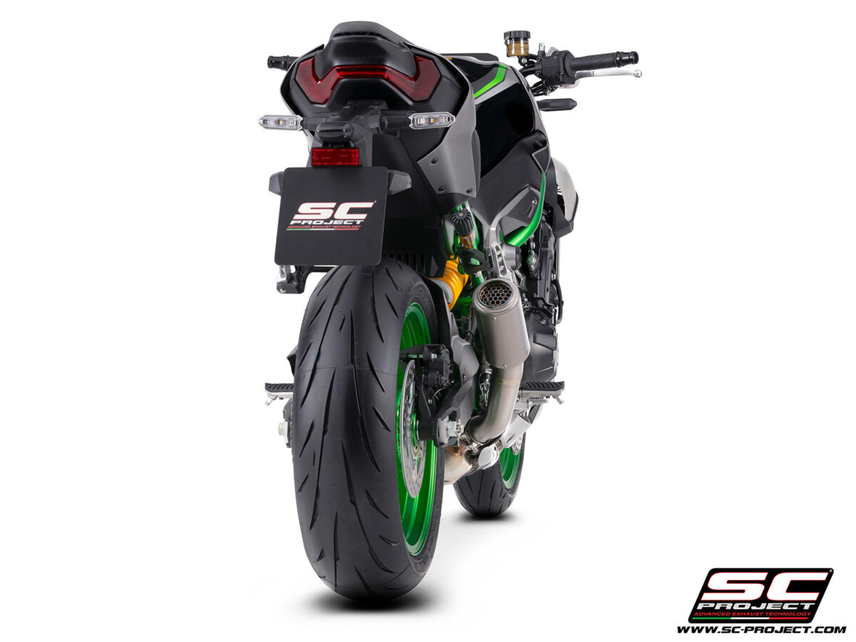 0040887_cr-t-titanium-exhaust-with-carbon-fiber-heel-guard-and-protection 0040887_cr-t-titanium-exhaust-with-carbon-fiber-heel-guard-and-protection