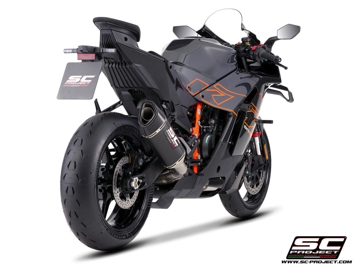 0040897_sc1-r-carbon-fibre-exhaust-1 0040897_sc1-r-carbon-fibre-exhaust-1