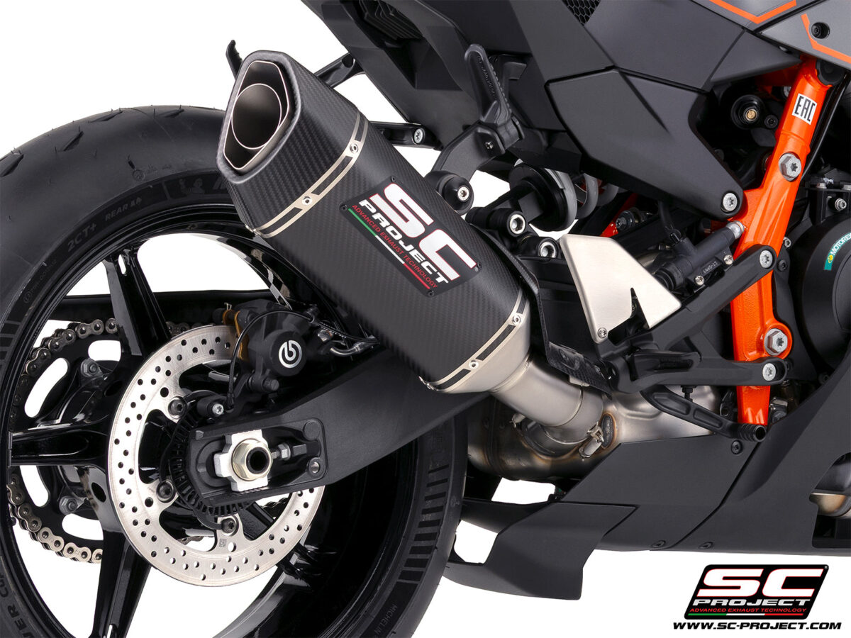 0040898_sc1-r-carbon-fibre-exhaust-1 0040898_sc1-r-carbon-fibre-exhaust-1