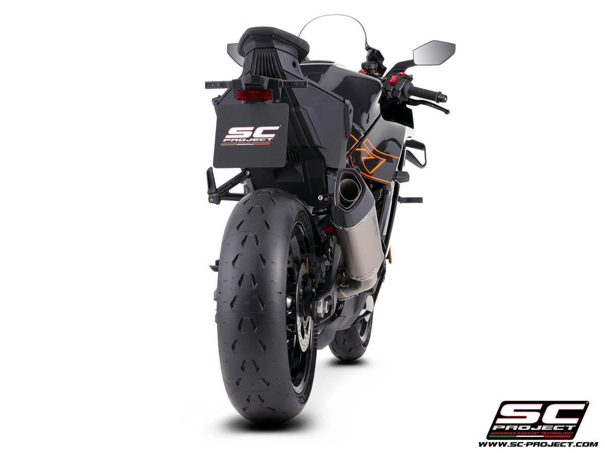 0040905_sc1-r-titanium-exhaust-1 0040905_sc1-r-titanium-exhaust-1
