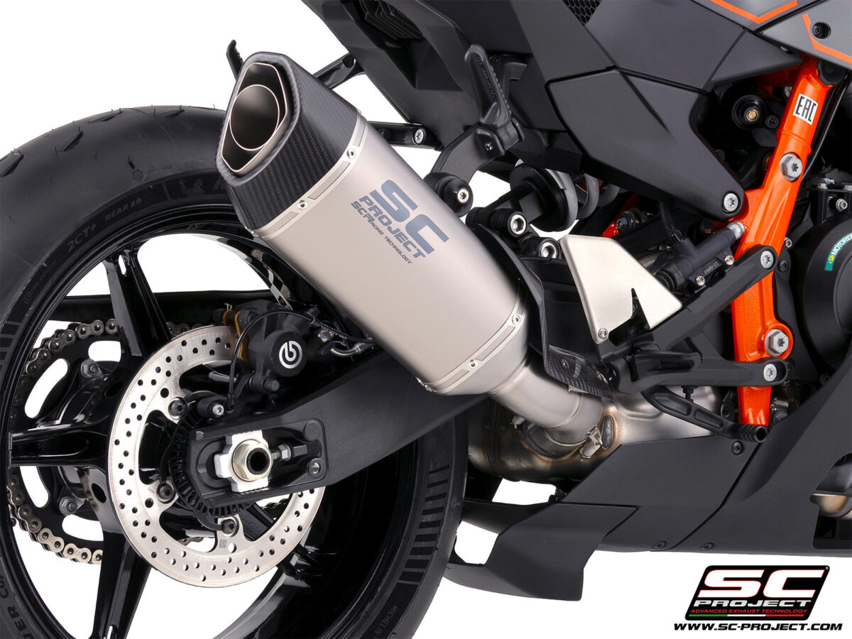 0040907_sc1-r-titanium-exhaust-1 0040907_sc1-r-titanium-exhaust-1
